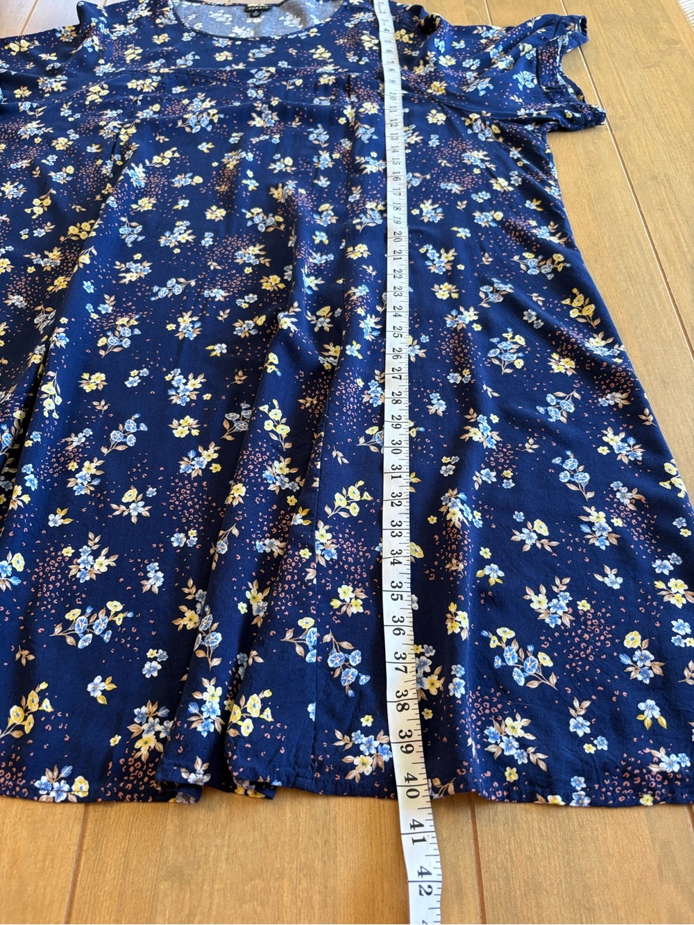 Torrid Dress Women 4 Navy Floral Babydoll Short Sleeve Rayon Boho Cottagecore - Picture 9 of 10